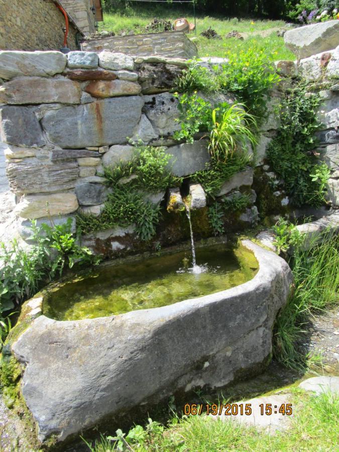 Le Pre De La Fontaine Bed & Breakfast Billiere Dış mekan fotoğraf